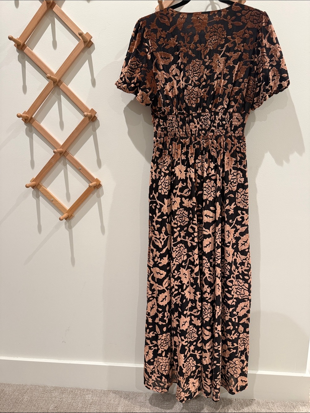 Baltic Born Leslie Velvet Maxi Dress - Picture 5 of 6
